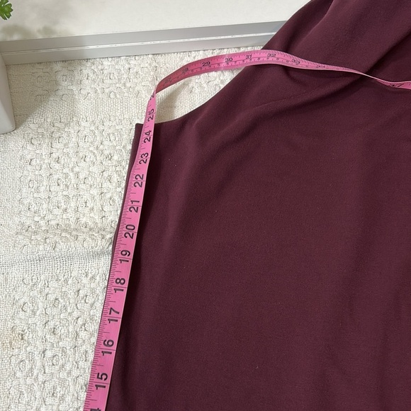 Torrid Burgundy Ruffle‎ Waist Pants Size 1 - Picture 7 of 9